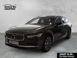 Grå Begagnad 2025 Volvo V90 Core Kombi | 469 000 kr (Marknadspris)