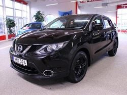 Svart Begagnad 2016 Nissan Qashqai SUV | 129 000 kr (Marknadspris)