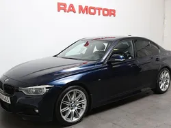 Blå (blå metallic ) Begagnad 2016 BMW 330 M Sport Sedan | 259 800 kr (Lite dyr)
