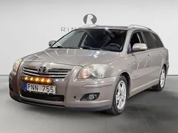 Ljusbrun (brun) Begagnad 2006 Toyota Avensis Kombi | 27 900 kr (Bra pris)