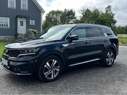 Svart Begagnad 2021 Kia Sorento Advance SUV | 399 900 kr (Lite dyr)