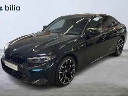 Svart Begagnad 2025 BMW 330e Sedan | 544 000 kr