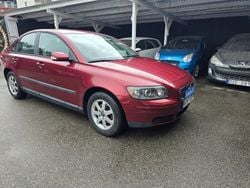 Röd Begagnad 2004 Volvo S40 Sedan | 49 900 kr (Marknadspris)