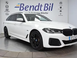 Vit Begagnad 2022 BMW 530e M Sport Kombi | 379 500 kr (Dyr)
