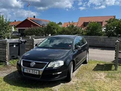 Svart Begagnad 2010 VW Passat Comfortline Kombi | 10 000 kr