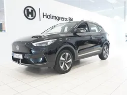 Svart Begagnad 2021 MG ZS Luxury Sedan | 239 900 kr (Superpris)