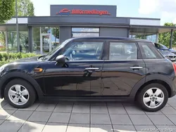 Svart svart Begagnad 2016 Mini Cooper Hatch Halvkombi | 89 900 kr (Marknadspris)