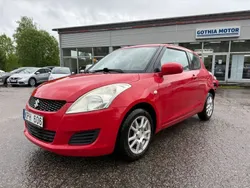 Röd Begagnad 2011 Suzuki Swift Halvkombi | 63 500 kr (Marknadspris)