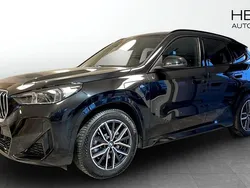Svart (black) Begagnad 2024 BMW X1 M Sport SUV | 558 700 kr (Dyr)
