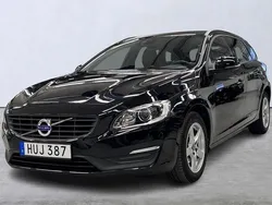 Svart Begagnad 2018 Volvo V60 Standard Kombi | 214 900 kr (Superpris)