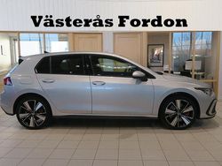 Silver Begagnad 2020 VW Golf VIII GTE Halvkombi | 305 900 kr (Lite dyr)
