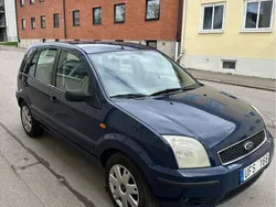 Begagnad 2003 Ford Fusion Halvkombi | 14 000 kr (Bra pris)