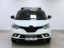 Vit Begagnad 2018 Renault Grand Scénic IV Minibuss | 159 800 kr (Marknadspris)