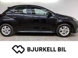 Obsiden svart Begagnad 2024 Mazda 2 Halvkombi | 229 900 kr (Marknadspris)