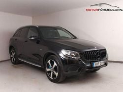Svart Begagnad 2017 Mercedes GLC350 SUV | 289 000 kr (Marknadspris)