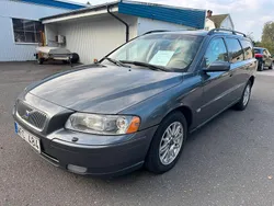 Grå Begagnad 2005 Volvo V70 Kinetic Kombi | 27 500 kr (Marknadspris)