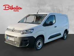 Vit (ice white) Begagnad 2023 Citroën Berlingo Minibuss | 298 750 kr (Lite dyr)