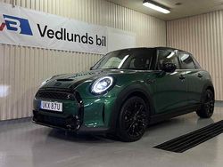 Grön Begagnad 2021 Mini Cooper S Halvkombi | 279 900 kr (Lite dyr)