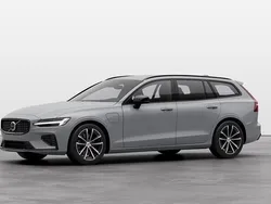 Ny 2025 Volvo V60 Plus Kombi | 565 900 kr (Dyr)