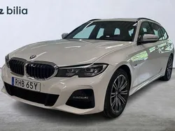 Vit Begagnad 2022 BMW 330e M Sport Kombi | 364 900 kr (Marknadspris)