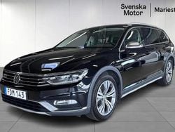 Svart Begagnad 2018 VW Passat Alltrack Executive Kombi | 219 900 kr (Marknadspris)