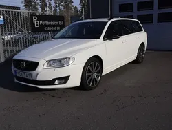 Vit Begagnad 2016 Volvo V70 Standard Kombi | 124 000 kr (Superpris)