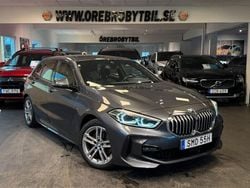 Grå Begagnad 2021 BMW 118 M Sport Halvkombi | 259 900 kr (Dyr)