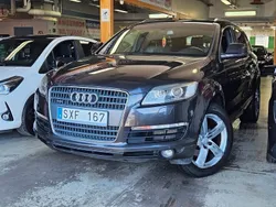 Grå Begagnad 2006 Audi Q7 Comfort SUV | 69 999 kr (Lite dyr)
