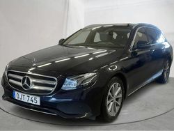 Mörkblå Begagnad 2017 Mercedes E220 Edition Kombi | 234 800 kr (Superpris)