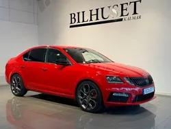 Röd Begagnad 2019 Skoda Octavia RS Halvkombi | 259 900 kr (Marknadspris)