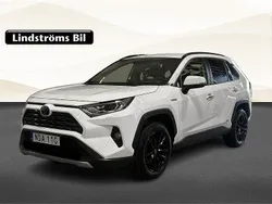Vit Begagnad 2020 Toyota RAV4 Hybrid Executive SUV | 339 900 kr (Lite dyr)