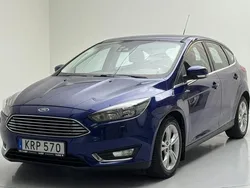 Blå Begagnad 2015 Ford Focus Titanium | 94 900 kr (Marknadspris)