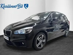 Svart Begagnad 2015 BMW 218 Active Tourer Sport Line Minibuss | 119 900 kr (Marknadspris)
