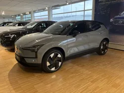Grå Ny 2025 Volvo EX30 Plus SUV | 526 800 kr (Lite dyr)