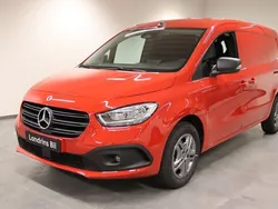 Röd Ny 2025 Mercedes Citan 110 Van | 371 250 kr (Lite dyr)