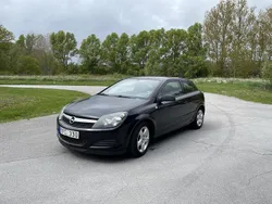 Svart Begagnad 2007 Opel Astra GTC Halvkombi | 25 000 kr