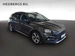 Grå Begagnad 2021 Ford Focus Active Halvkombi | 224 900 kr (Lite dyr)