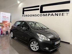 Mörkgrå (grå) Begagnad 2013 Peugeot 208 Halvkombi | 59 900 kr (Lite dyr)