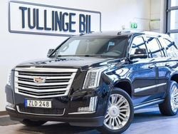 Svart Begagnad 2017 Cadillac Escalade SUV | 569 900 kr (Bra pris)