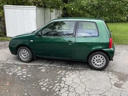 Grön Begagnad 2002 VW Lupo Halvkombi | 15 000 kr