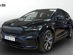 Svart Begagnad 2022 Skoda Enyaq iV SportLine SUV | 419 900 kr (Marknadspris)