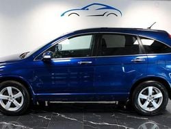 Mörkblå Begagnad 2010 Honda CR-V Executive SUV | 89 800 kr (Marknadspris)