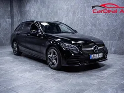 Svart Begagnad 2020 Mercedes C300e AMG Kombi | 292 800 kr (Marknadspris)