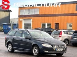 Grå Begagnad 2016 Volvo V70 Standard Kombi | 142 900 kr (Marknadspris)