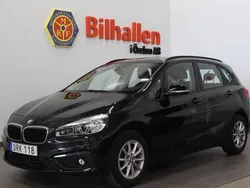Svart Begagnad 2017 BMW 218 Active Tourer Advantage Minibuss | 139 000 kr (Marknadspris)