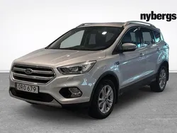 Grå Begagnad 2018 Ford Kuga Titanium SUV | 159 000 kr (Marknadspris)