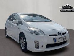 Vit Begagnad 2010 Toyota Prius Halvkombi | 129 900 kr (Lite dyr)