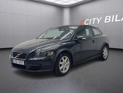 Grå Begagnad 2009 Volvo C30 Kinetic Halvkombi | 84 900 kr (Marknadspris)