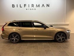 Grå Begagnad 2020 Volvo V60 R-Design Kombi | 329 900 kr (Dyr)