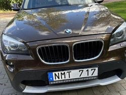 Brun Begagnad 2010 BMW X1 SUV | 134 900 kr (Lite dyr)